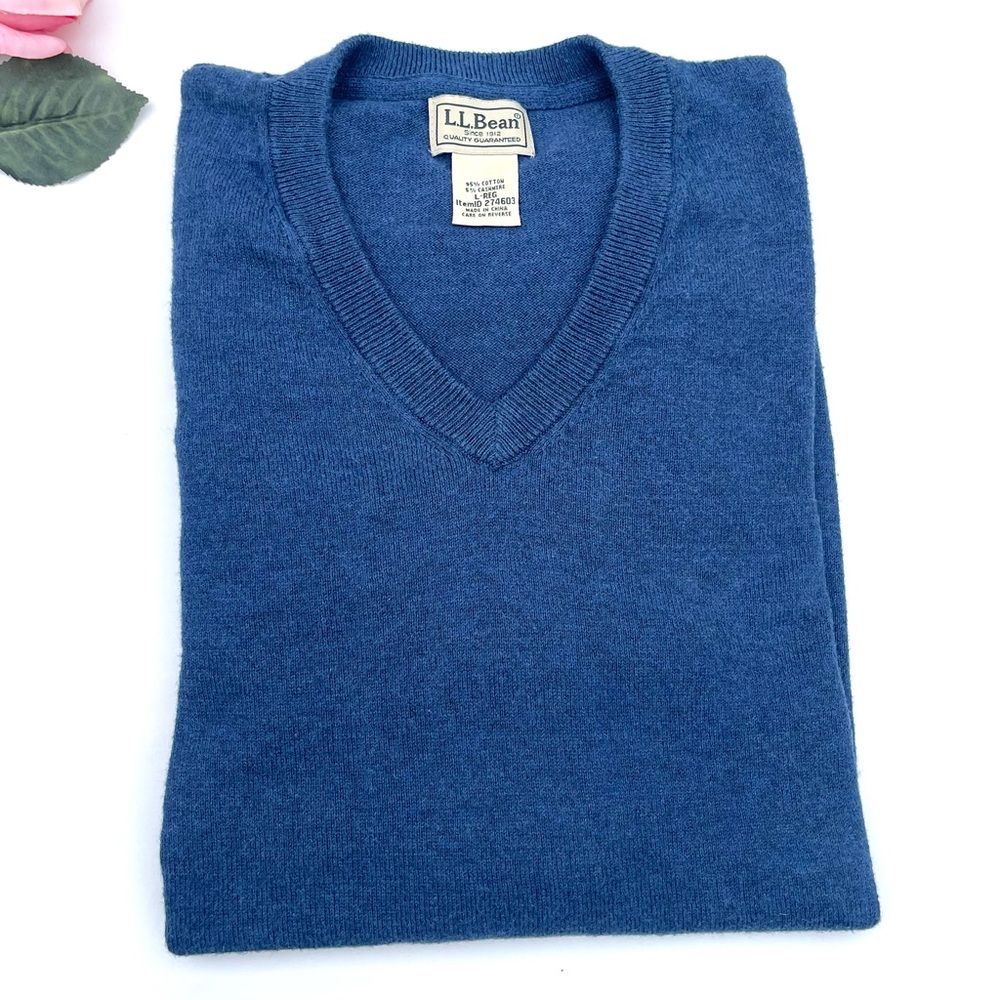 L.L. Bean Men's Blue Sweater size L